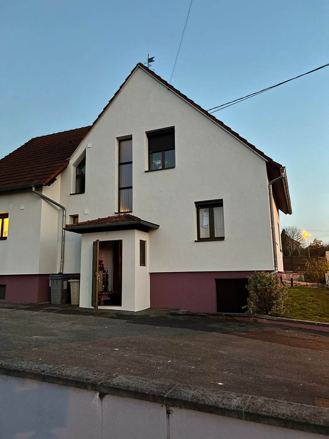 Maison isolée par l'extérieur et recrépie par IKIS Rénov